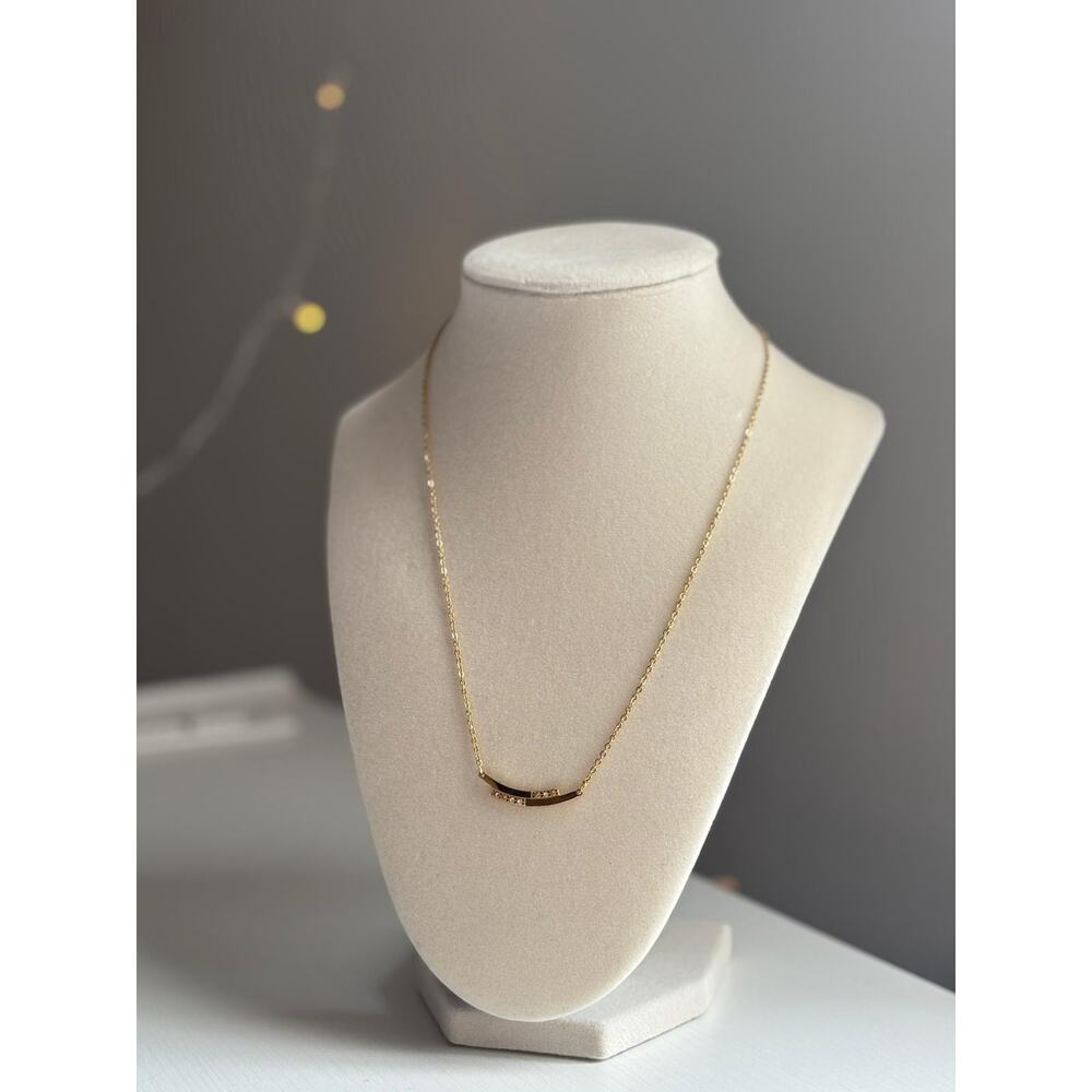 Gold Bar Necklace Minimal Curved Pendant Dainty Stainless Steel - Picture 4 of 5